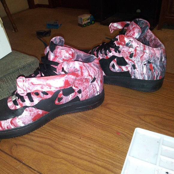 Custom Nike AF1s. - Picture 4 of 14